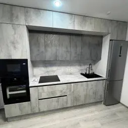 Кухня Бетон светлый Бетон темный профиль Gola